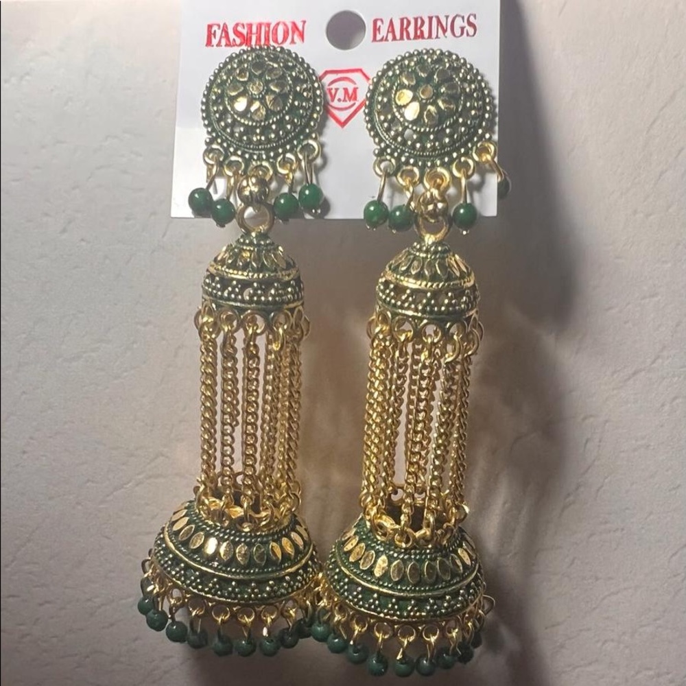 Hanging jewelry